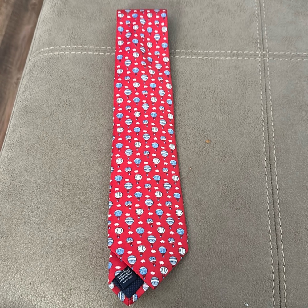 Cremieux Balloon Tie